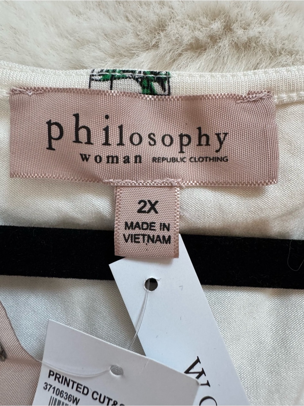 Philosophy White Sleeveless Tank with Colorful Cocktail Print - Picture 4 of 7